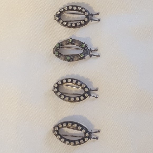 Nordstrom Accessories - Nordstrom Set of 4 Vintage Crystal Barrettes